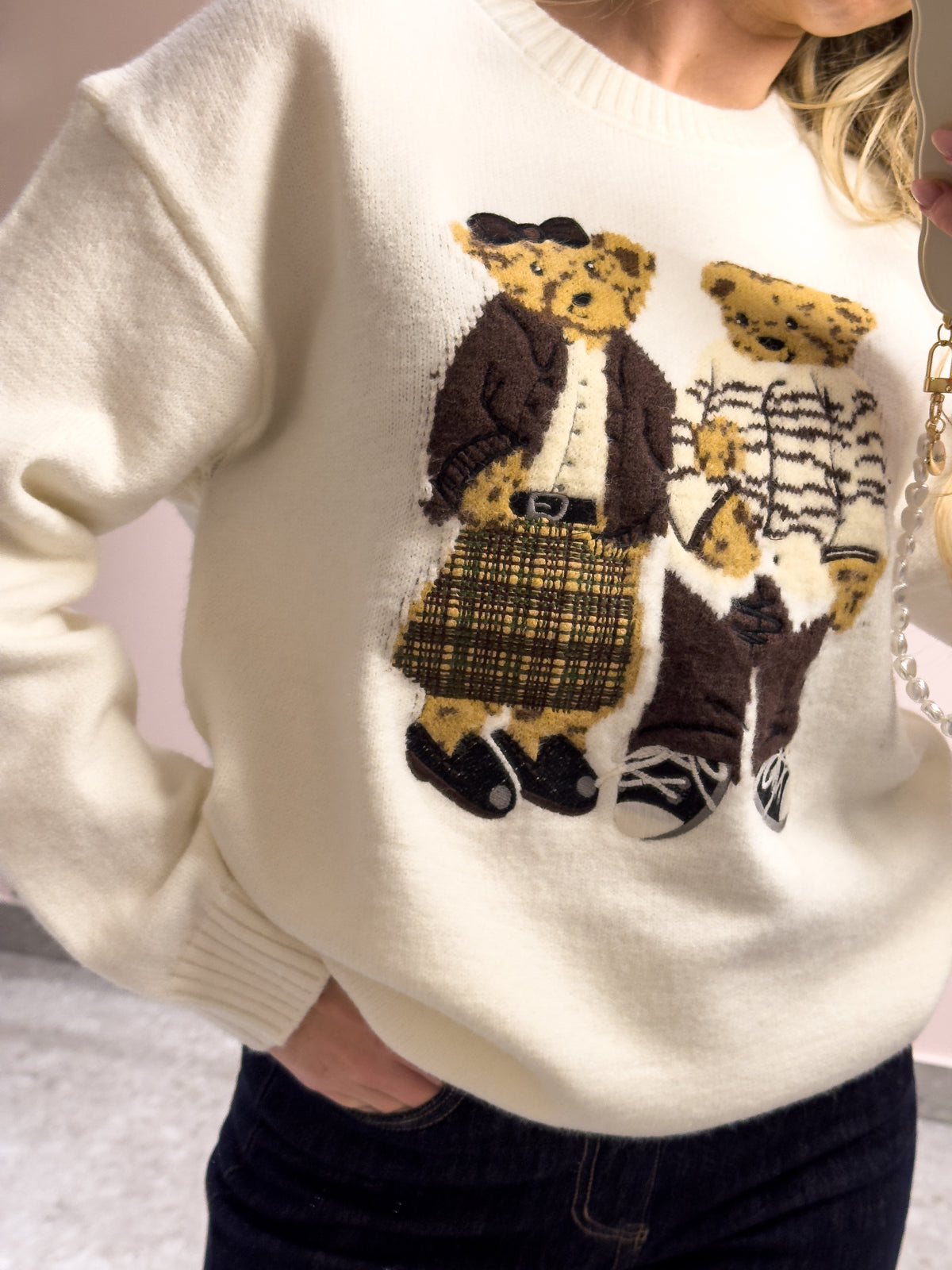 The Amour Bear Sweater - Vanilla Dream