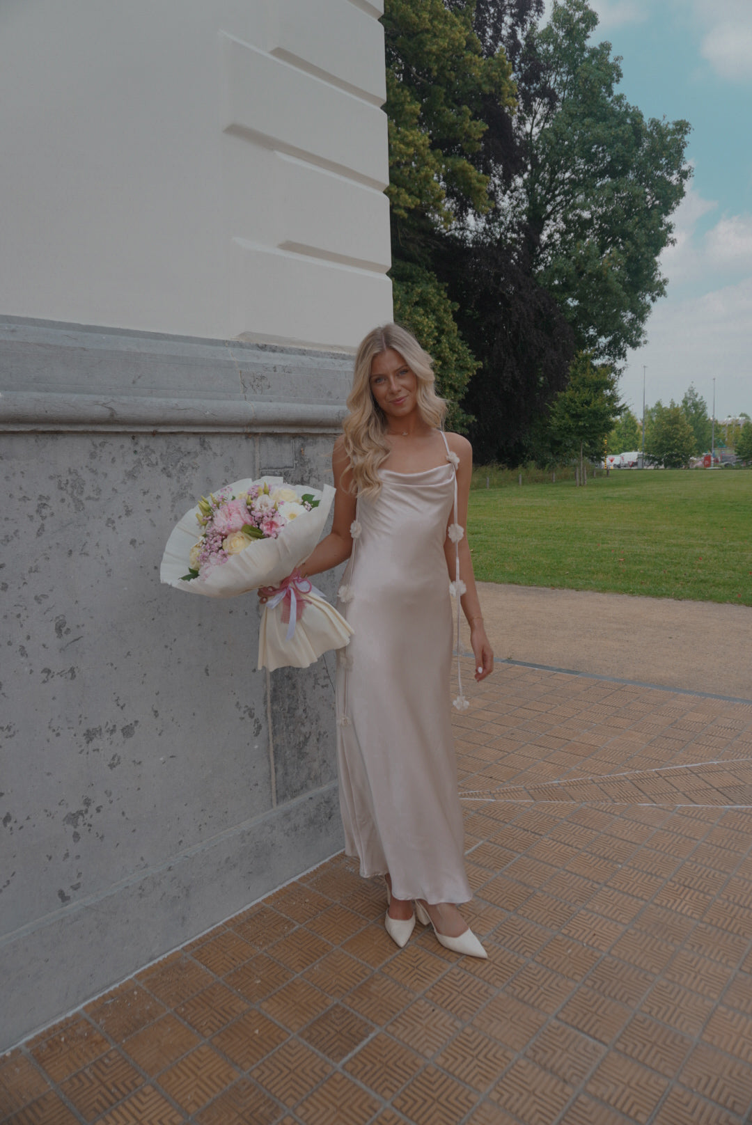 CHAMPAGNE AURORA MAXI DRESS